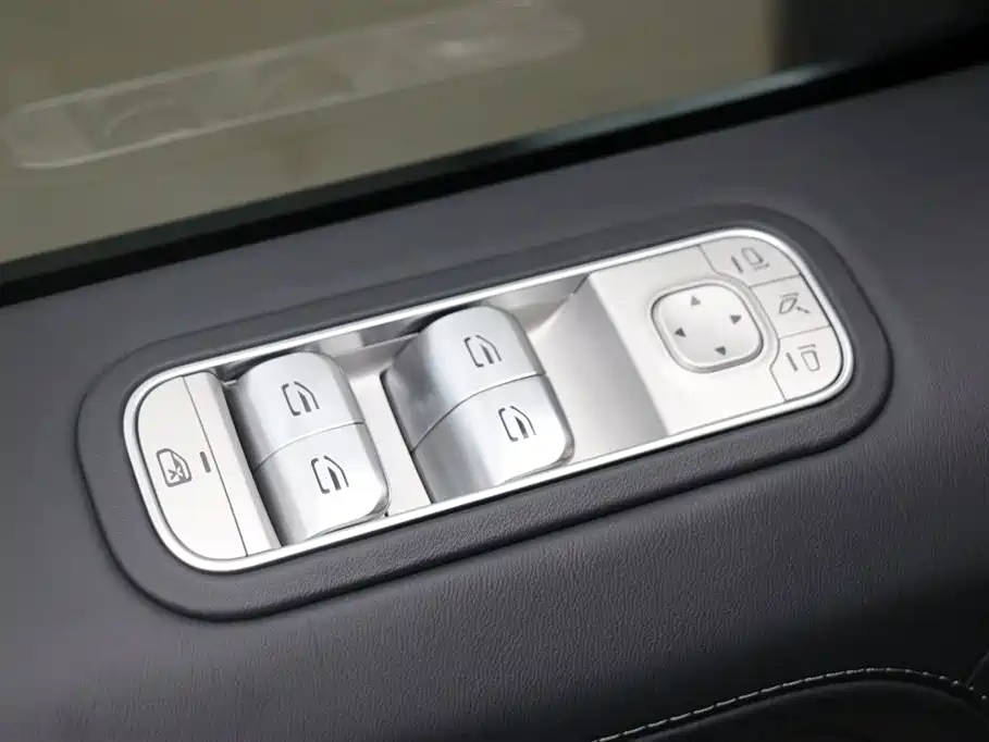 MERCEDES-BENZ G CLASS