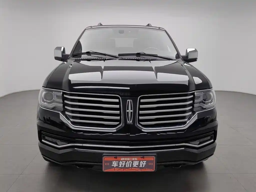 Lincoln Navigator — миниатюра 3