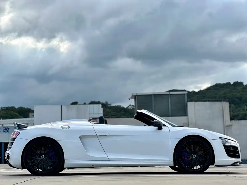 Audi R8 2011 Spyder 5.2 FSI quattro