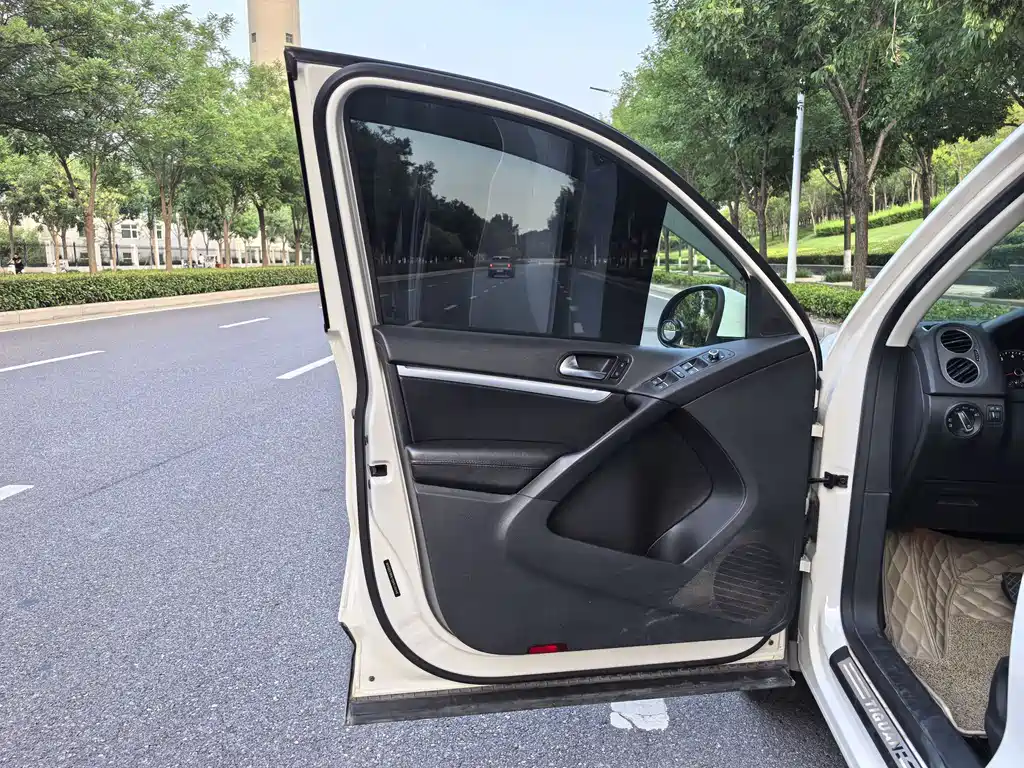 Volkswagen Tiguan 2012 2.0TSI Comfort