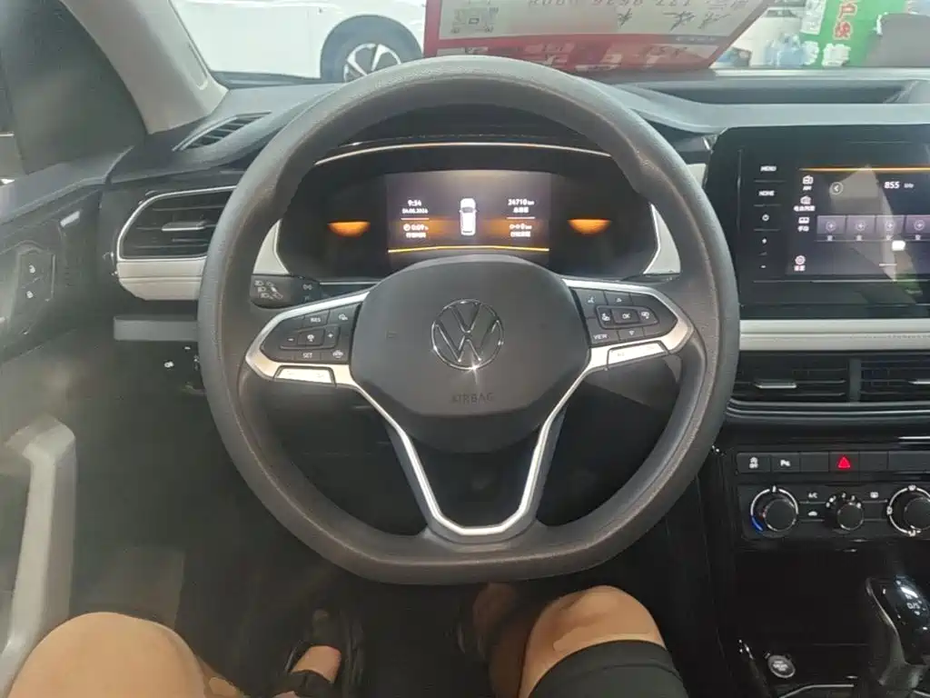 Volkswagen Tharu — миниатюра 11