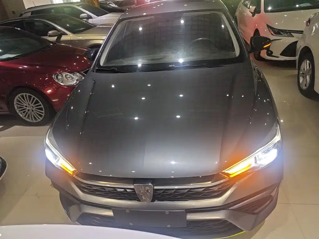 Roewe i5 — миниатюра 3