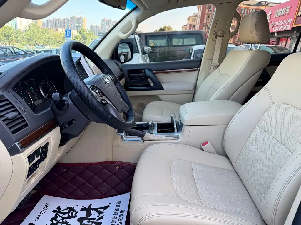 Toyota Land Cruiser — миниатюра 4