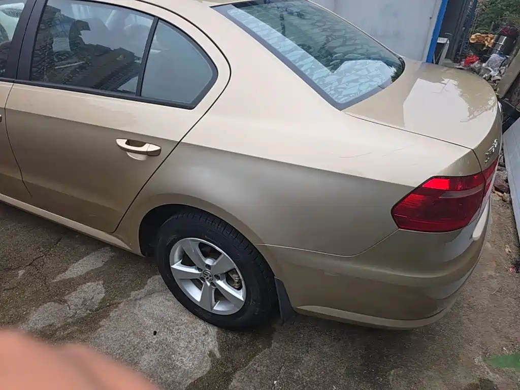 Volkswagen Lavida — миниатюра 5