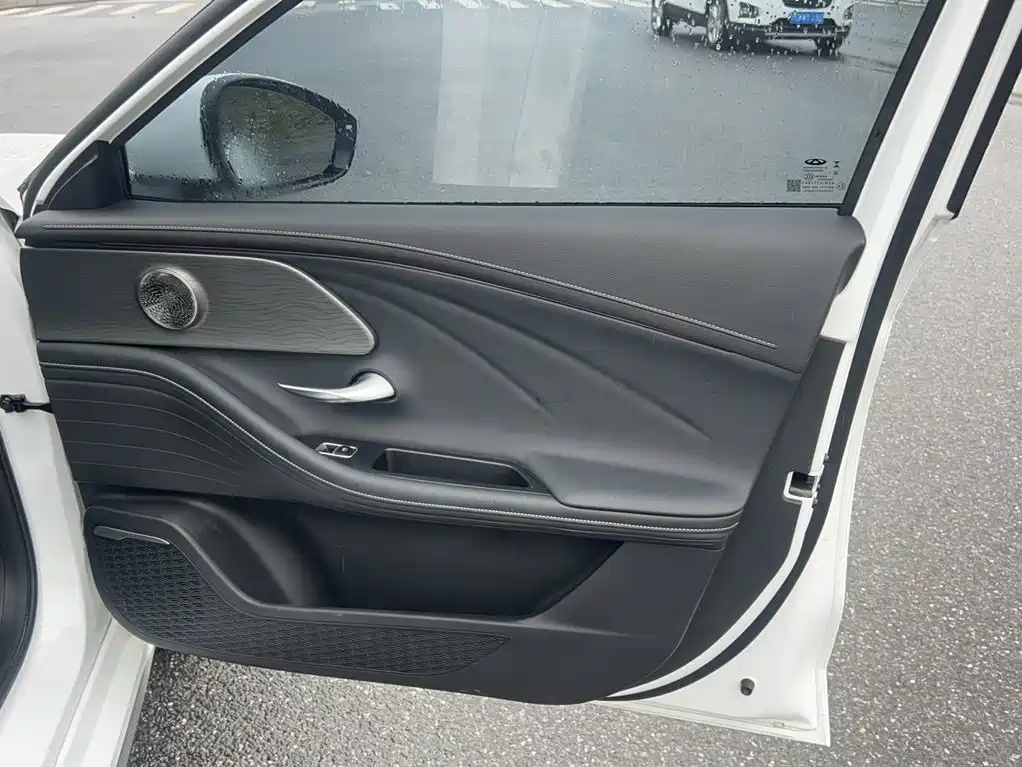Chery Arrizo 8 — миниатюра 21