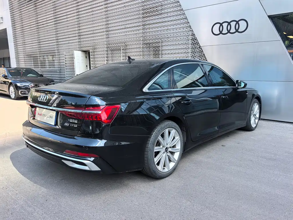 Audi A6L — миниатюра 6