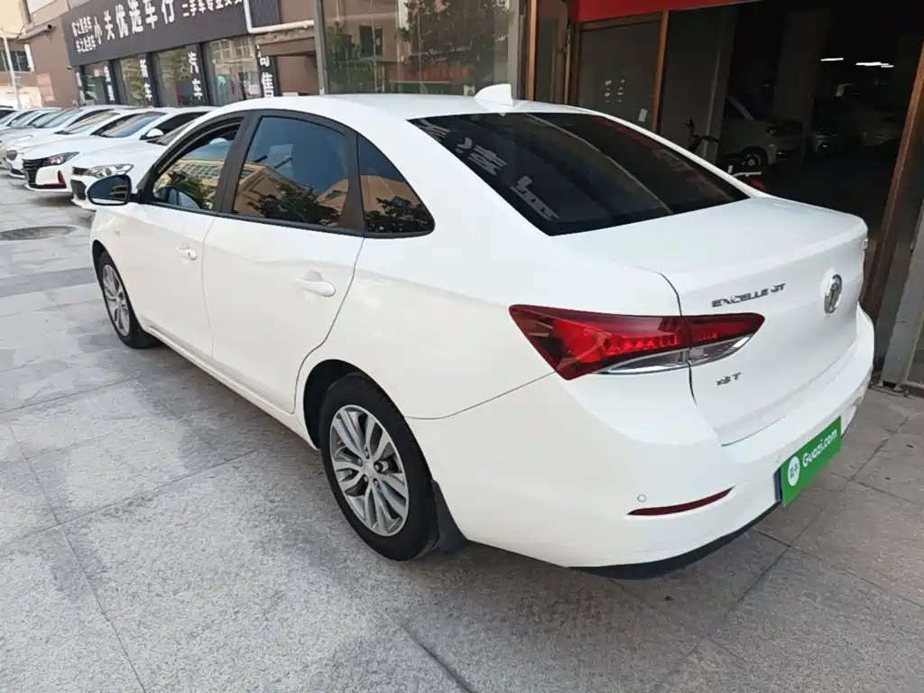 Buick Excelle — миниатюра 5