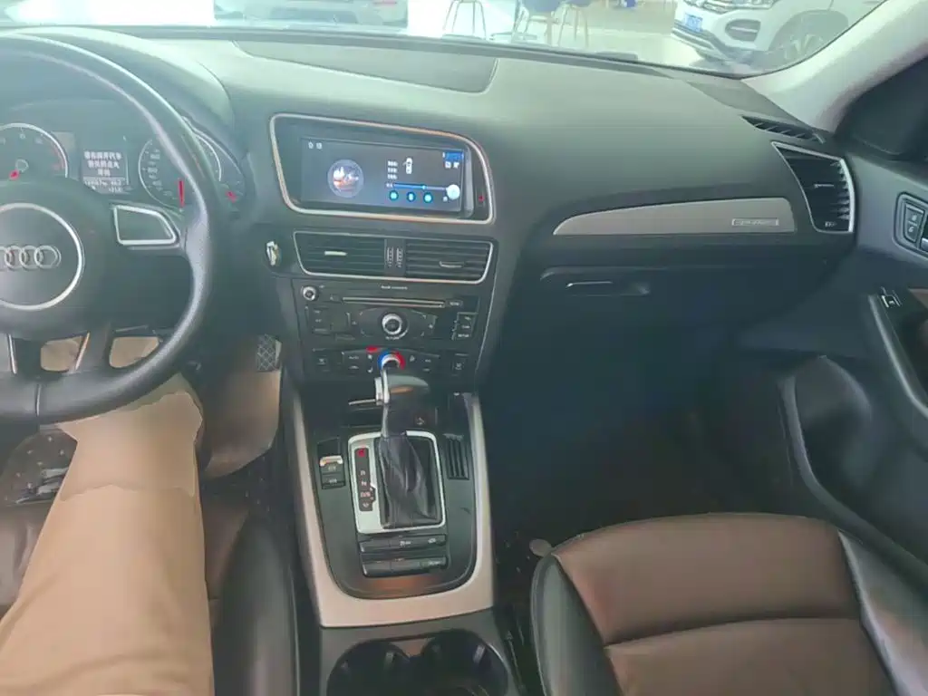 Audi Q5 — миниатюра 10