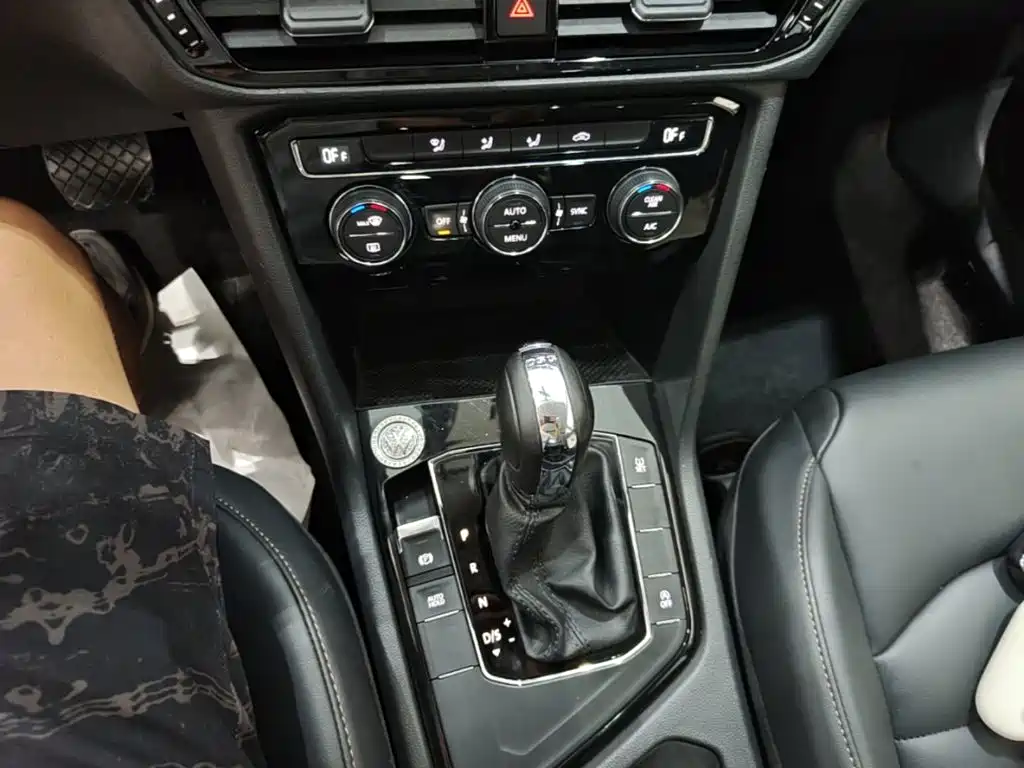 Volkswagen Tharu — миниатюра 14