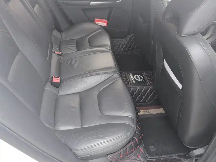 Volvo S60 — миниатюра 11