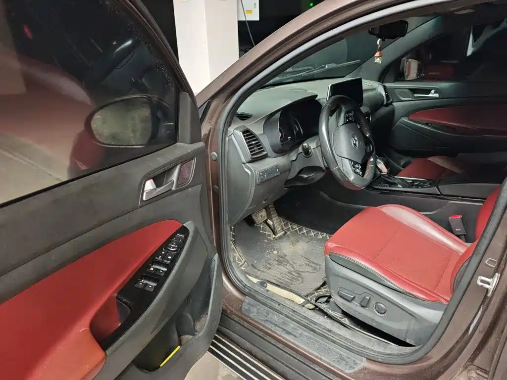 Hyundai Tucson — миниатюра 12