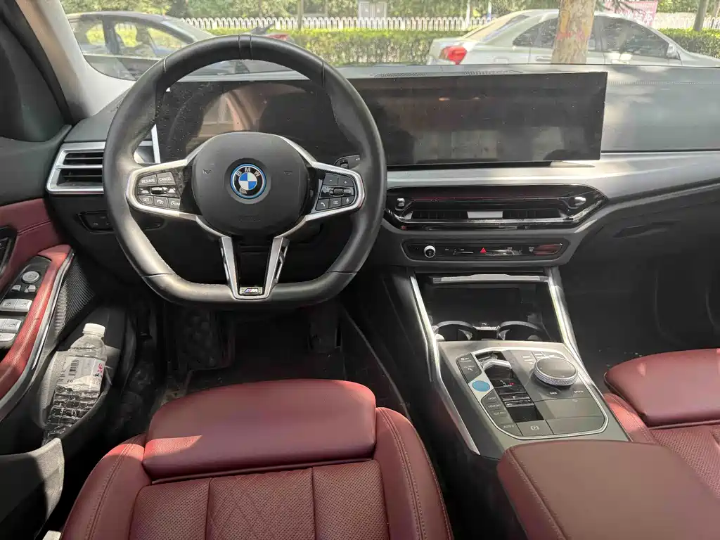 BMW i3 — миниатюра 6
