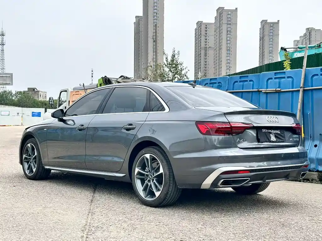 Audi A4L — миниатюра 7