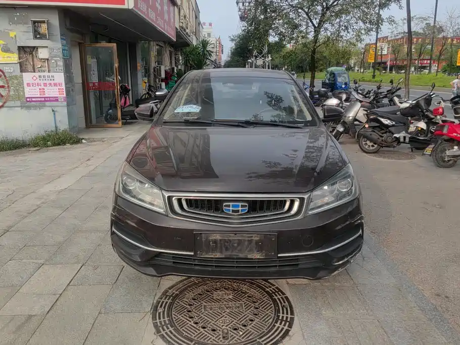 Geely Emgrand — миниатюра 2