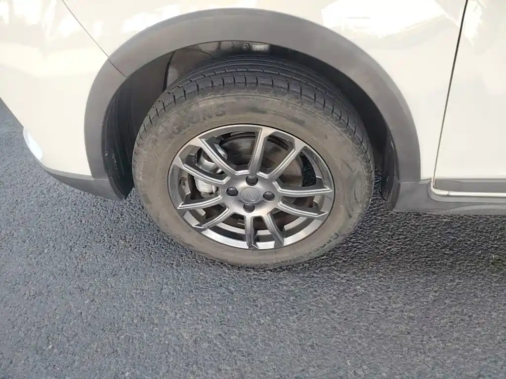 Geely Vision X3 — миниатюра 23