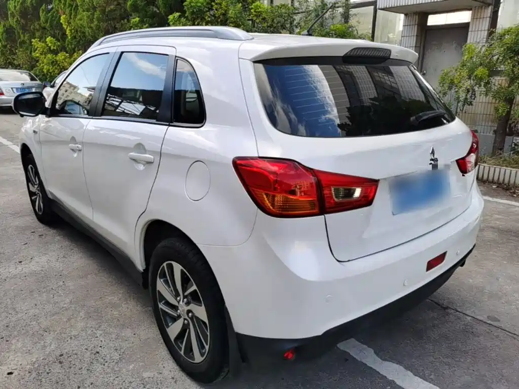 Mitsubishi ASX — миниатюра 5
