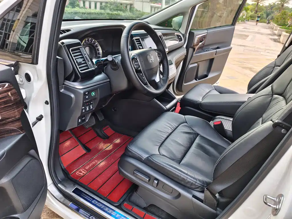 Honda Elysion — миниатюра 7
