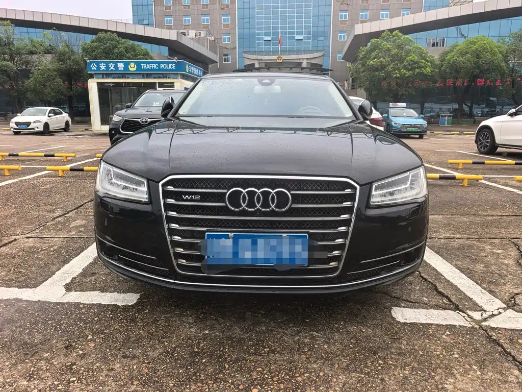 Audi A8 2014 A8L 6.3 FSI W12 quattro Flagship