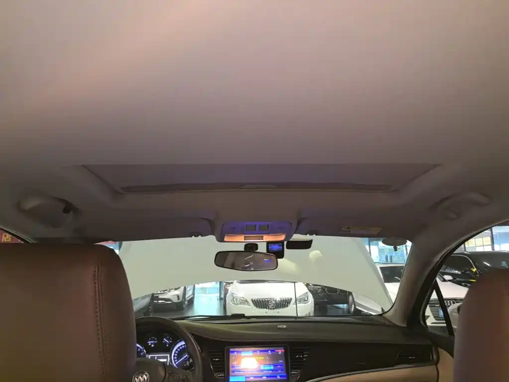 Buick Verano — миниатюра 18