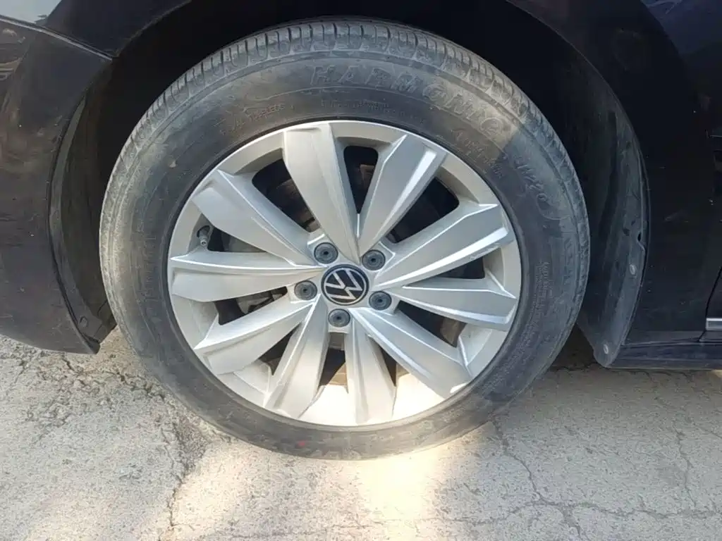 Volkswagen Passat — миниатюра 23