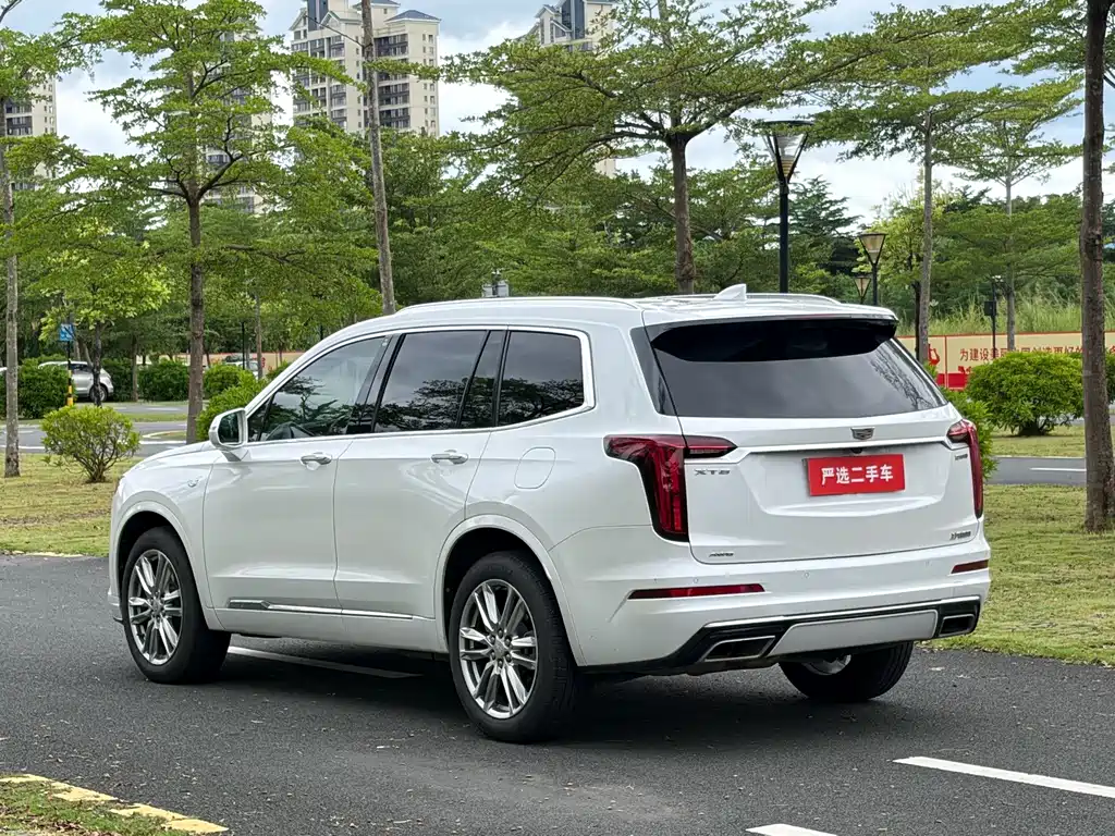 Cadillac XT6 — миниатюра 7
