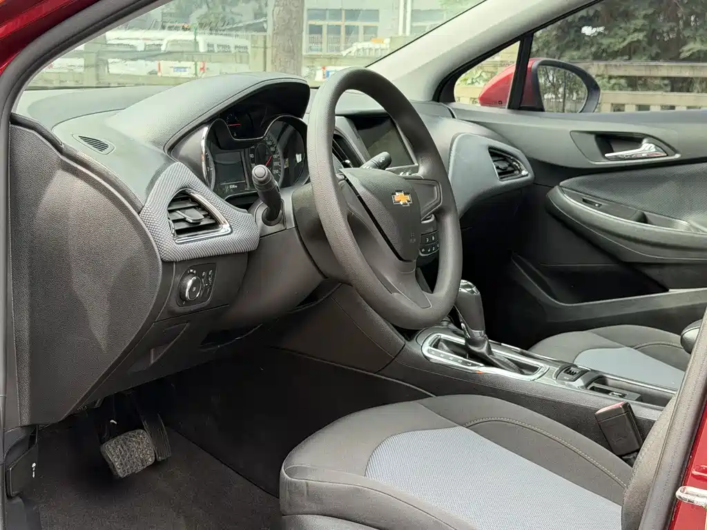 Chevrolet Cruze — миниатюра 3
