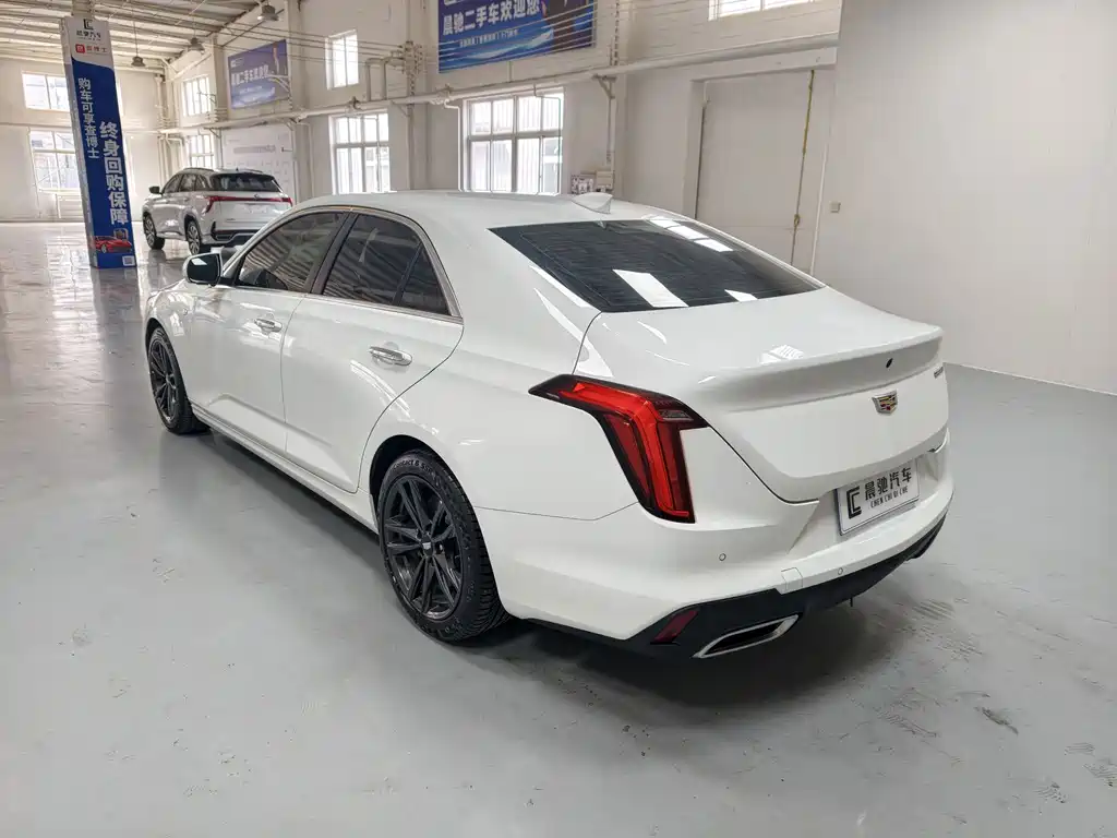Cadillac CT4 — миниатюра 6