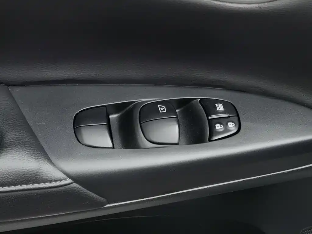 Nissan Sylphy — миниатюра 9
