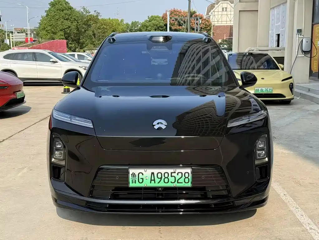 NIO ES8 — миниатюра 2