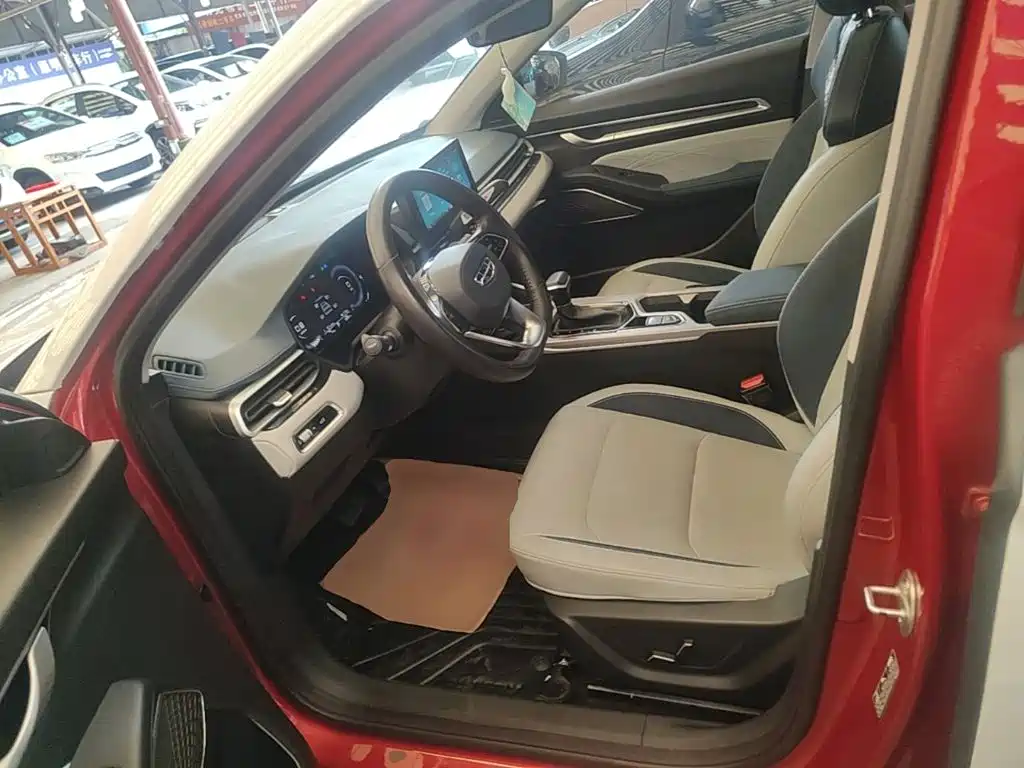 Geely Emgrand — миниатюра 15