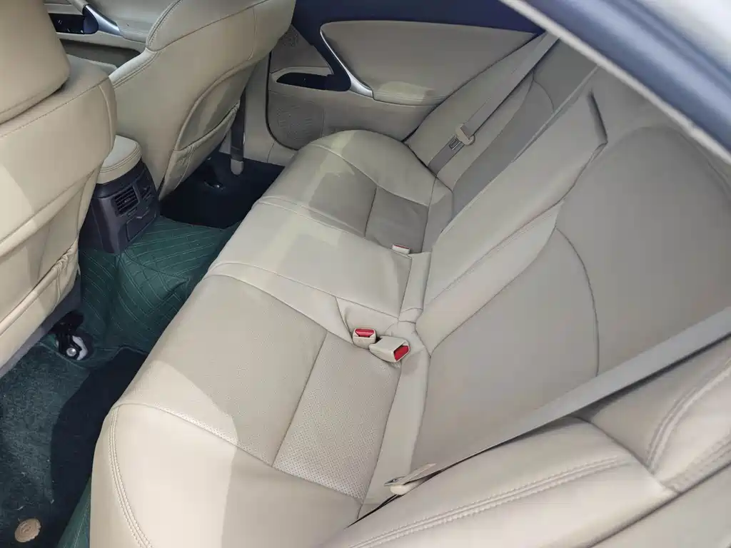 Lexus IS — миниатюра 15