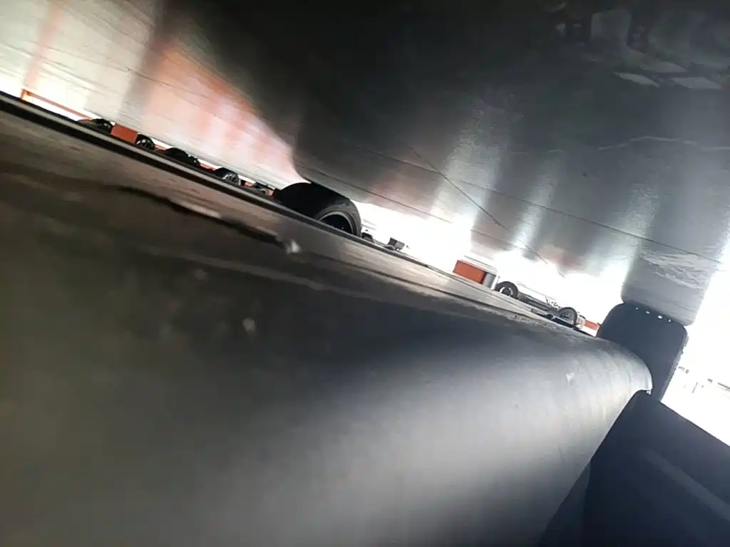 Tesla Model Y — миниатюра 22