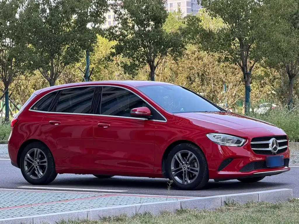 Mercedes-Benz B-Class — миниатюра 10