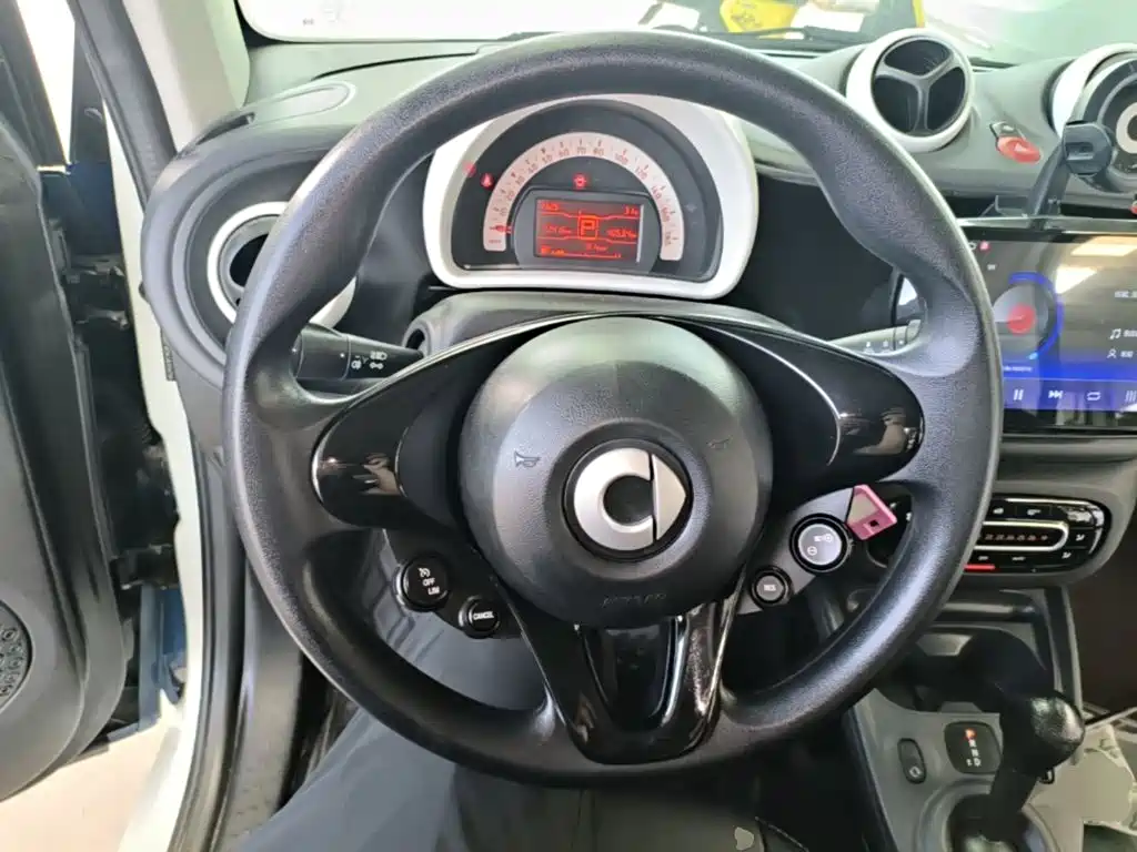 smart Smart Fortwo — миниатюра 11