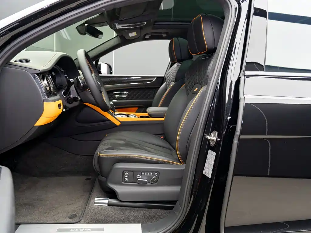 Bentley Bentayga — миниатюра 9