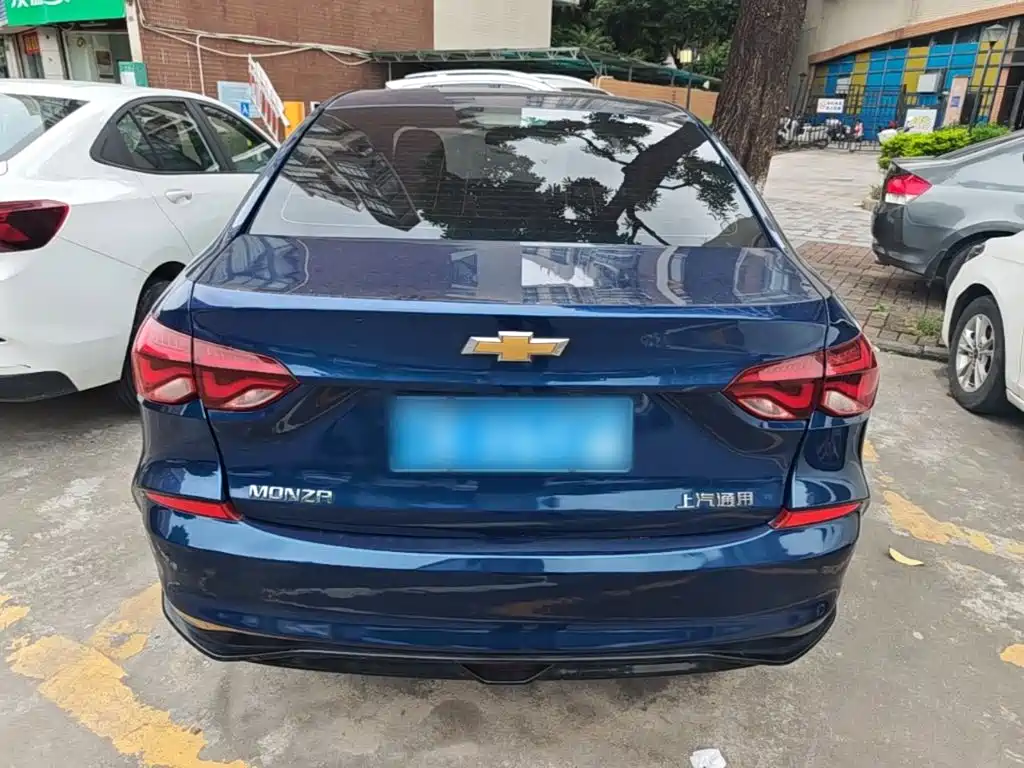 Chevrolet Monza — миниатюра 6