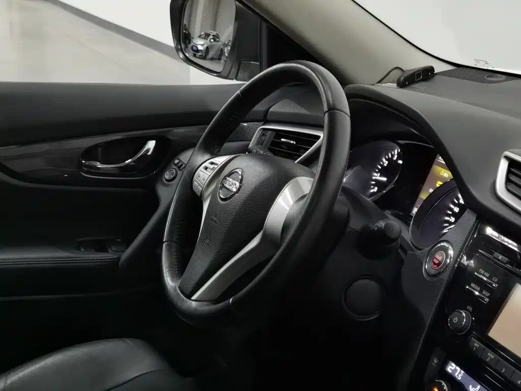 Nissan X-Trail — миниатюра 22
