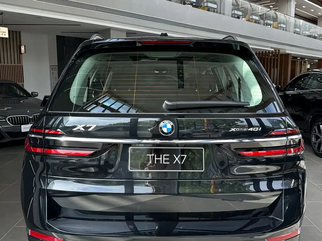 BMW X7 2026 xDrive40i Lead Luxury 7 мест