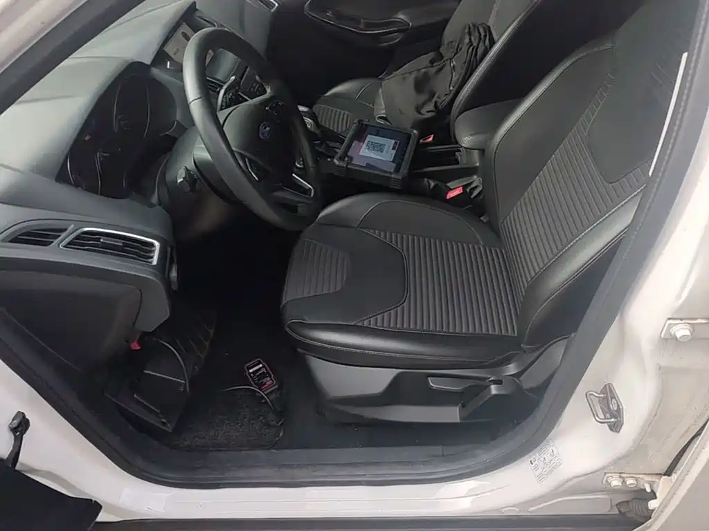 Ford Focus — миниатюра 15
