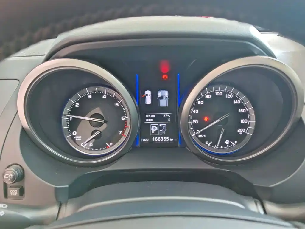 Toyota Prado — миниатюра 12