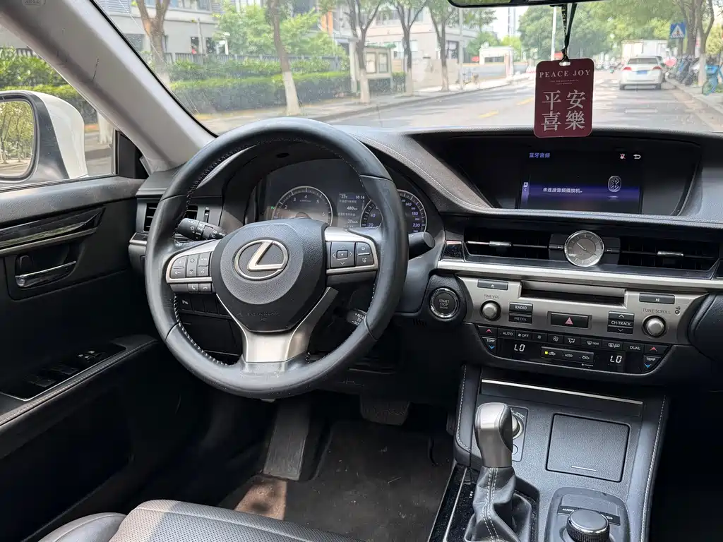 Lexus ES — фотографии объявления, Фото 12