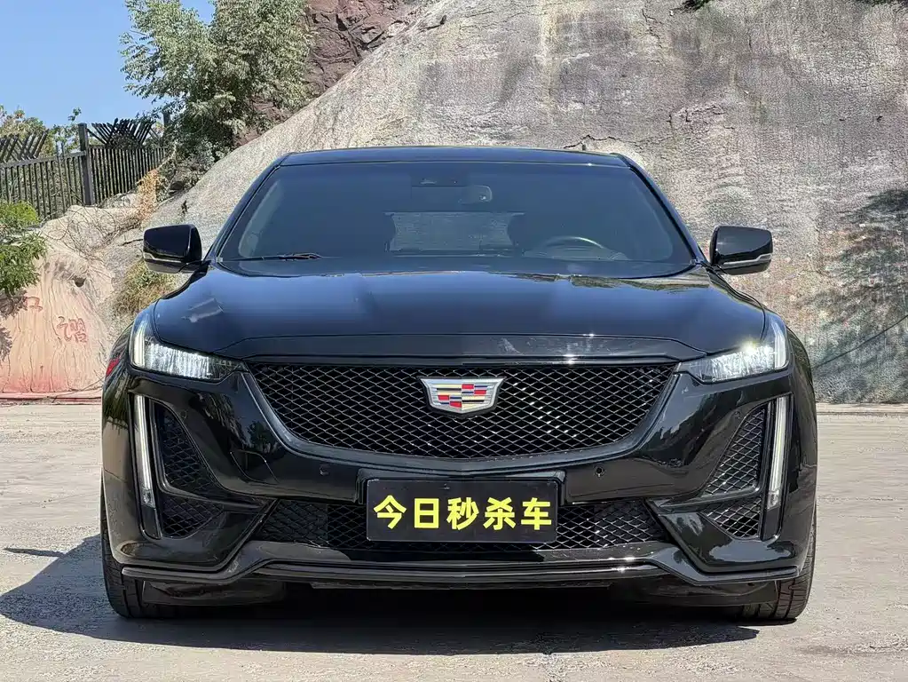Cadillac CT5 — миниатюра 2