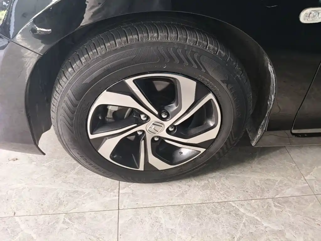 Honda Accord — миниатюра 23