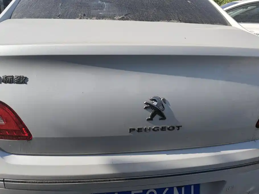 Peugeot 408 — миниатюра 4