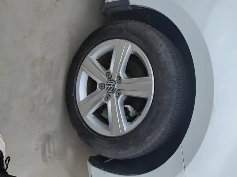Volkswagen Golf — миниатюра 6