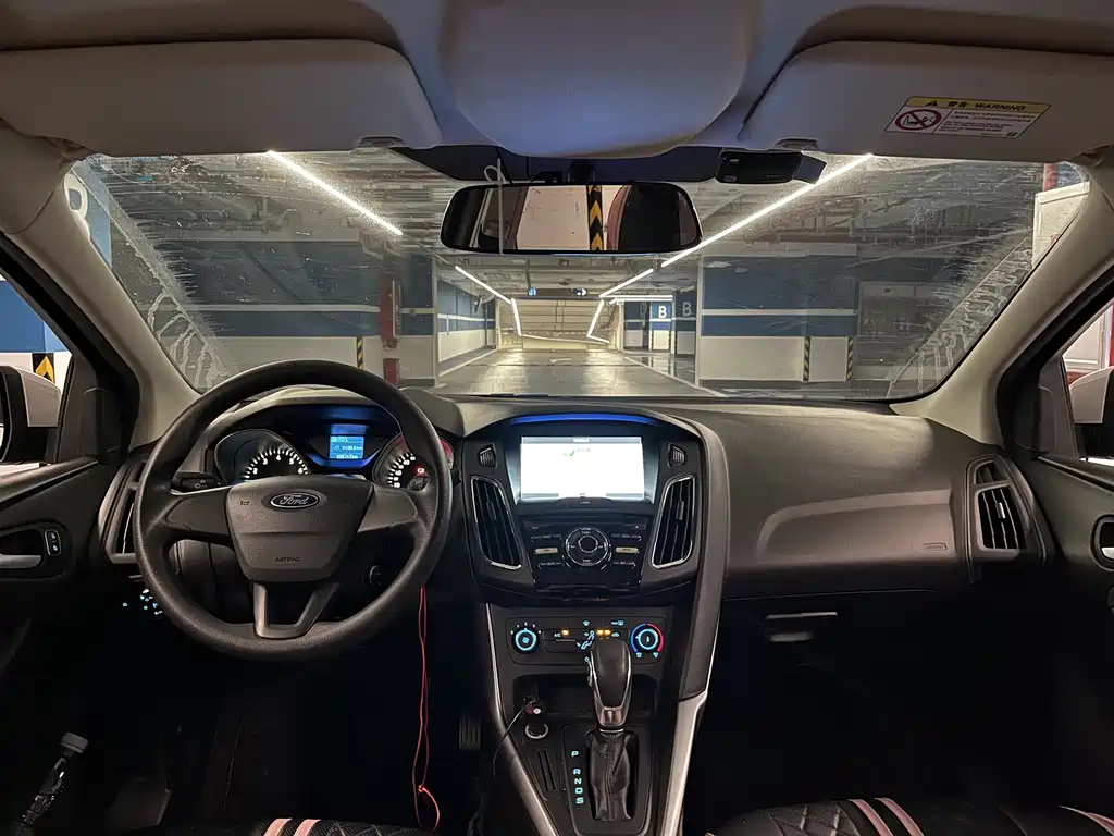 Ford Focus — миниатюра 14
