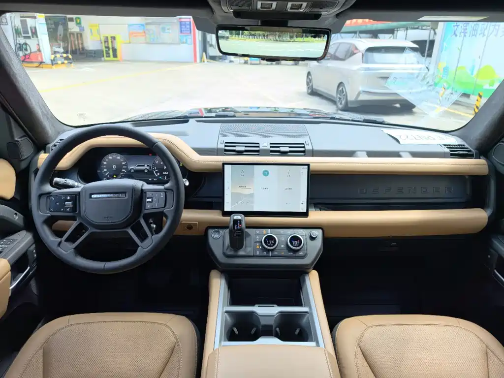 Land Rover Defender — миниатюра 9
