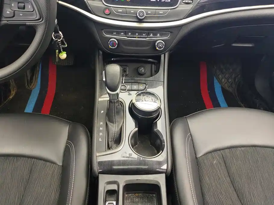 Buick Verano — миниатюра 16