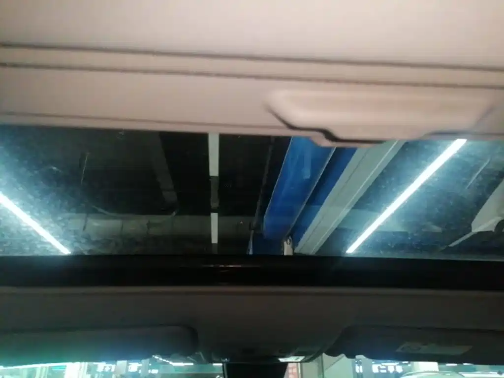 Toyota RAV4 — миниатюра 18