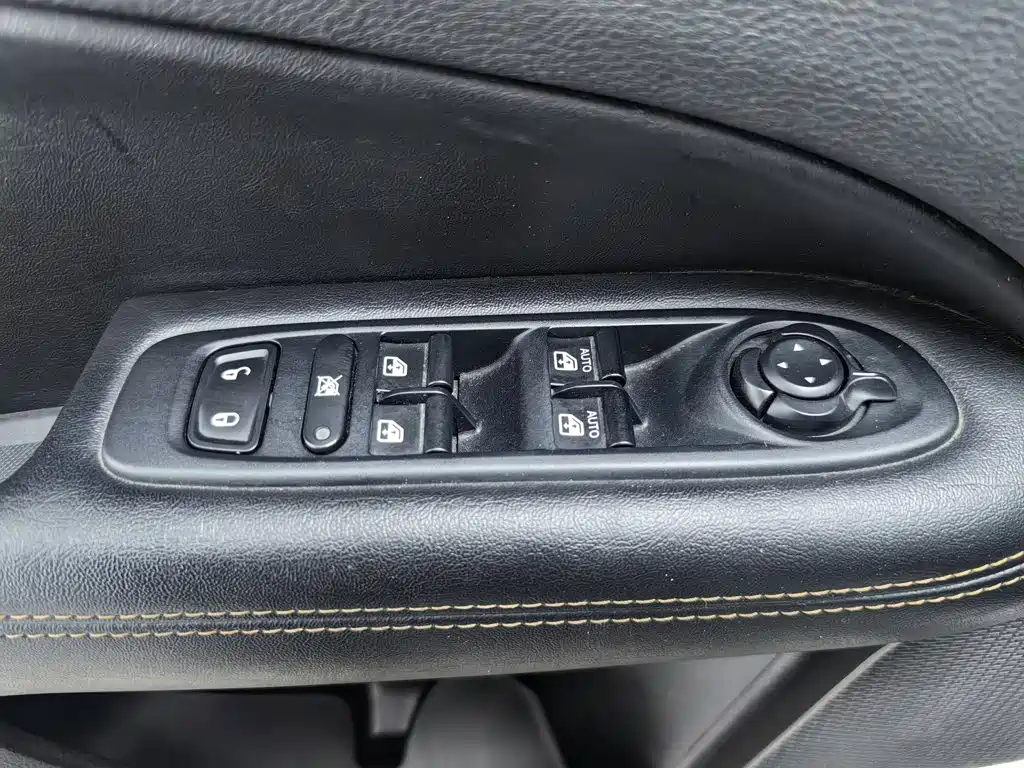Jeep Compass — миниатюра 9